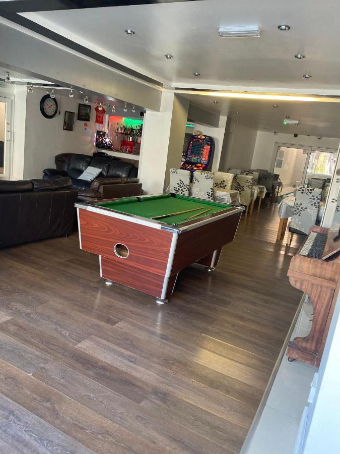 The Woodfield Hotel , Indoor Heated Swimming Pool, Spacious Lounge And Bar Blackpool Exterior foto