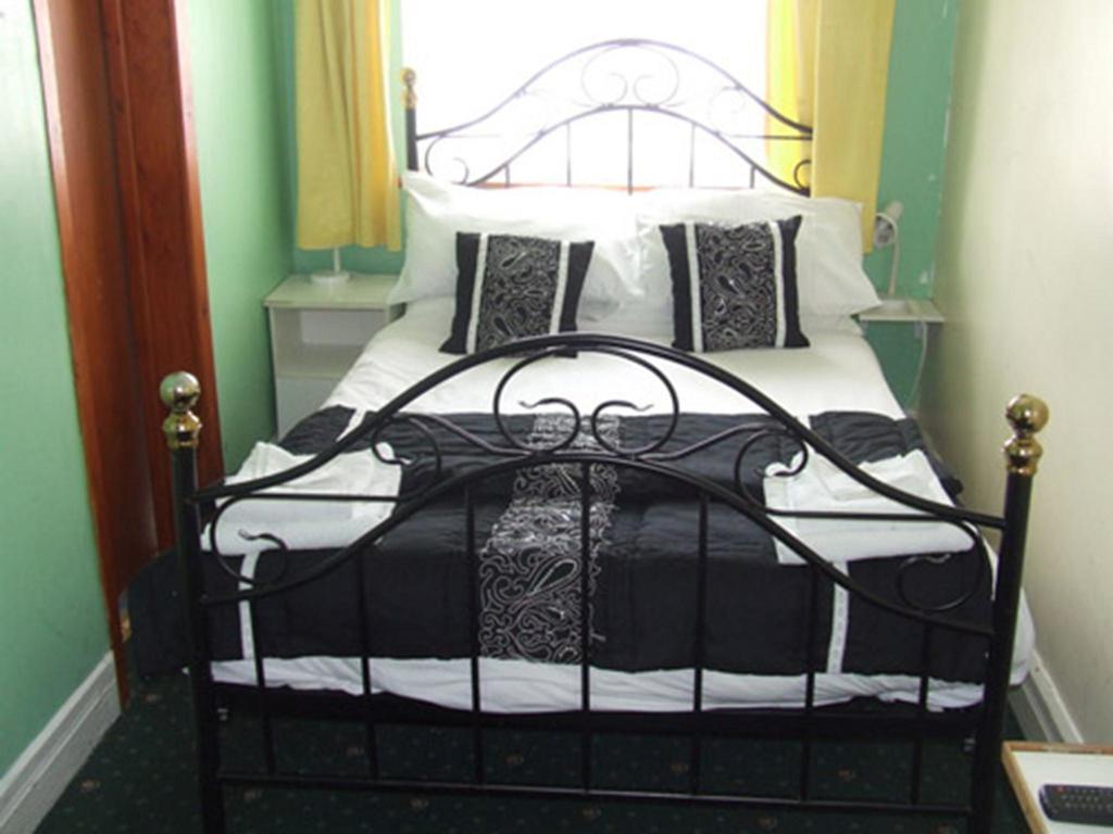 The Woodfield Hotel , Indoor Heated Swimming Pool, Spacious Lounge And Bar Blackpool Exterior foto